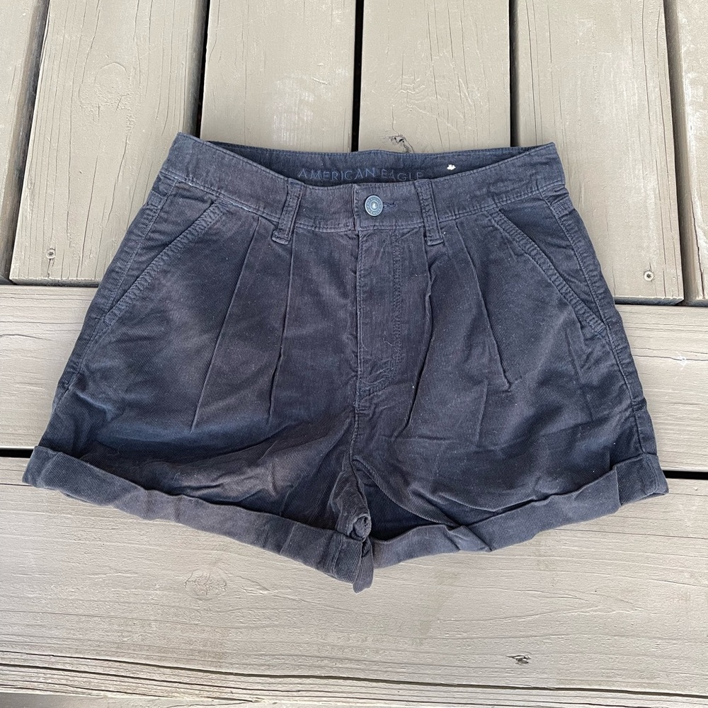 SOLD ON CURTSY APP